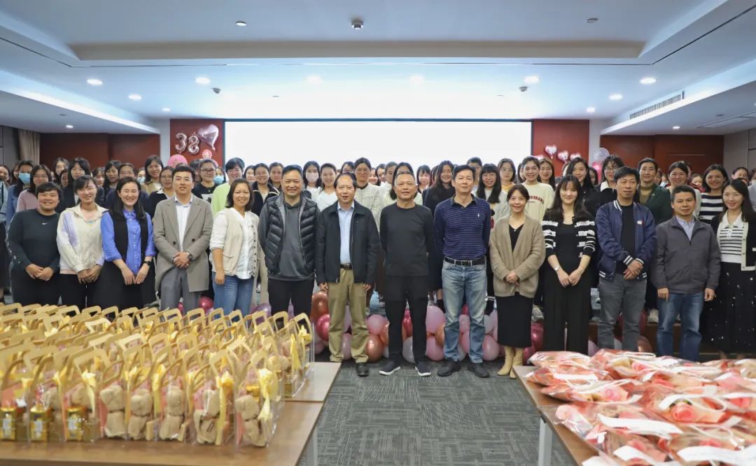 中信恒泰集團(tuán)開展“品味生活 感受幸?！比藡D女節(jié)主題活動(dòng)